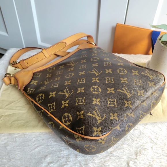 💕DISCONTINUED Very Rare Crossbody LOUIS VUITTON Odeon PM Monogram - Picture 15 of 16